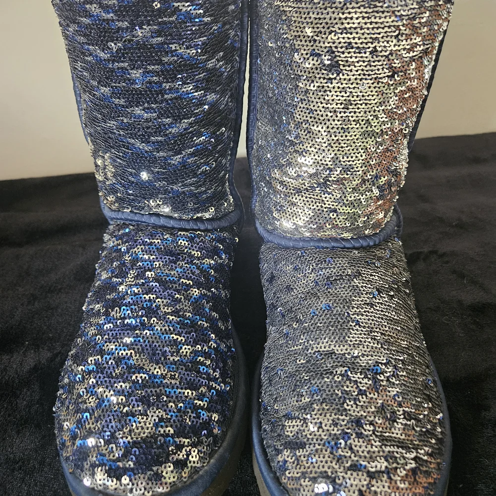 UGG dazzle these